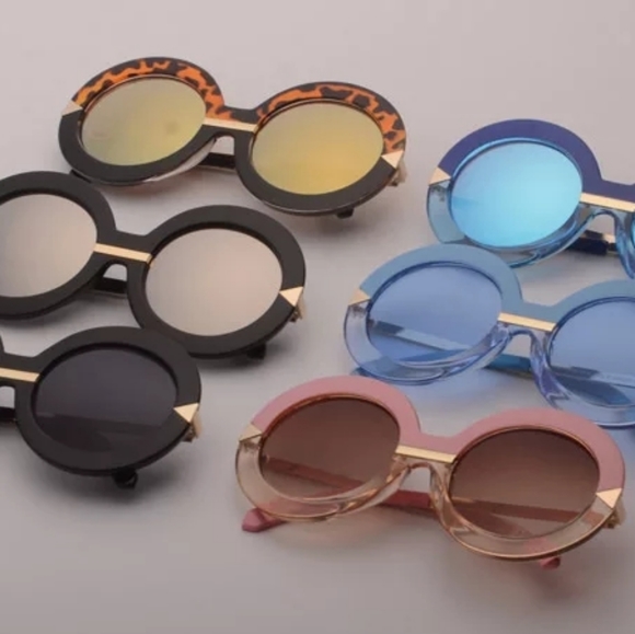 Sunglasses - Picture 1 of 5
